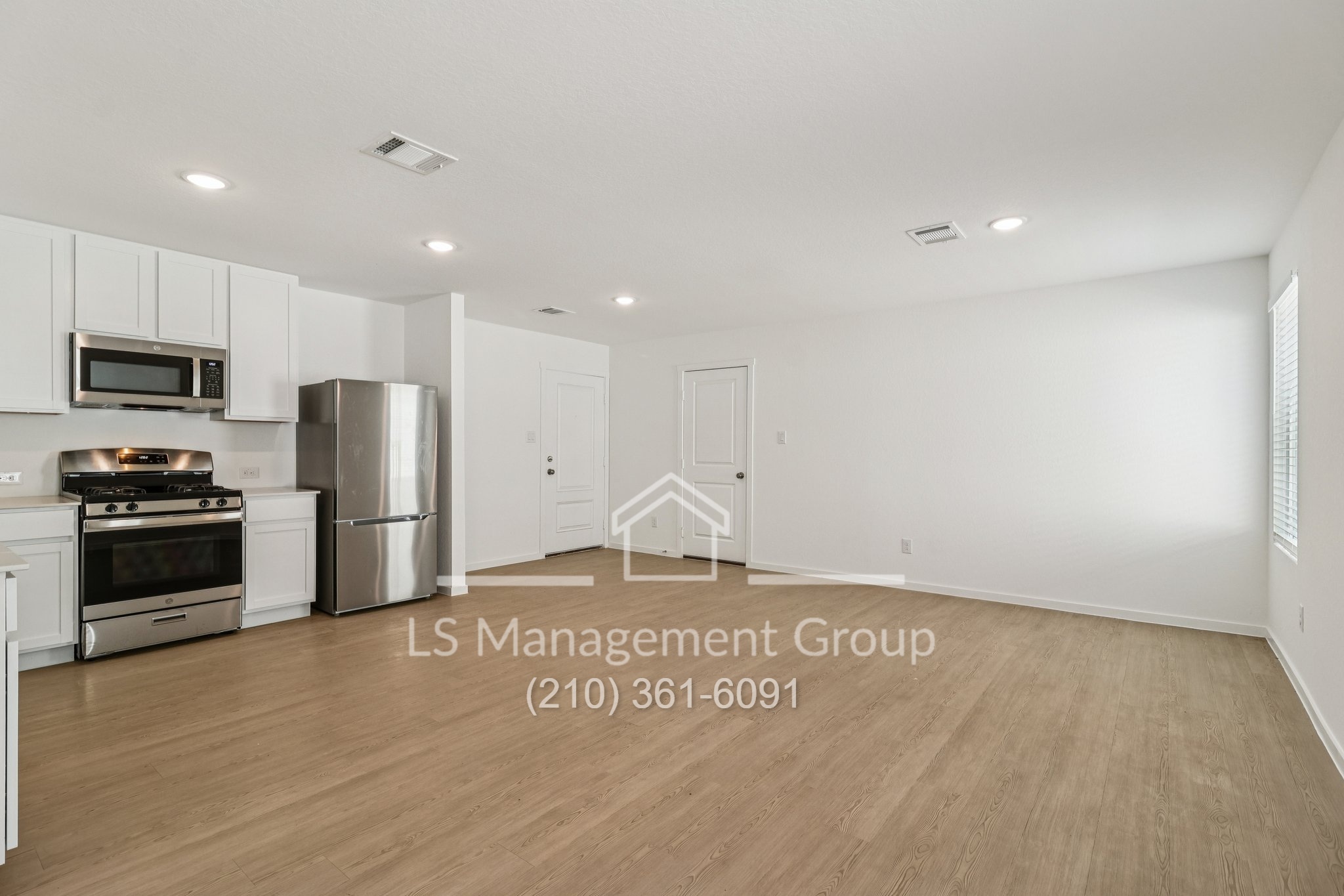 3618 Glade Creek Drive